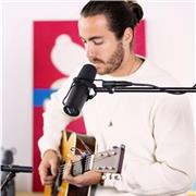 Desata tu Potencial Musical: Clases de Guitarra Personalizadas con un Profesor Apasionado. ¡Aprende, Inspírate, Eleva tu Música!